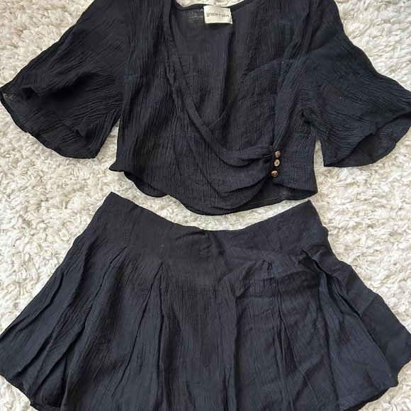 Gracie & Olive two piece set - Picture 1 of 4